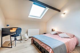 Huis te huur voor € 625 per maand in Charleroi, Rue d'Assaut