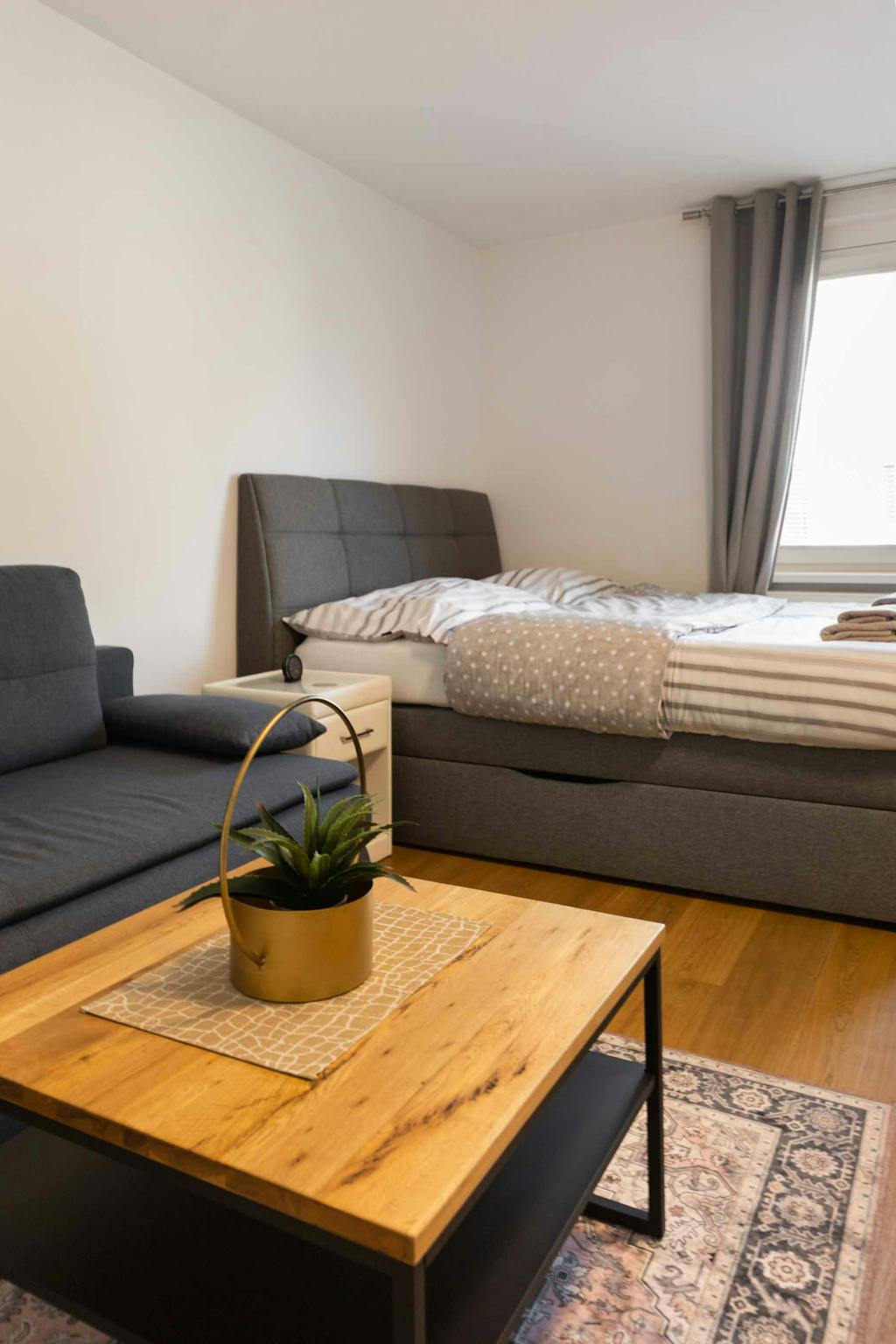 Haslingergasse, Vienna preview