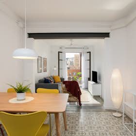 Apartment for rent for €2,150 per month in Barcelona, Carrer de l'Olivera