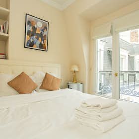 Apartment for rent for €4,494 per month in Paris, Rue Mazarine