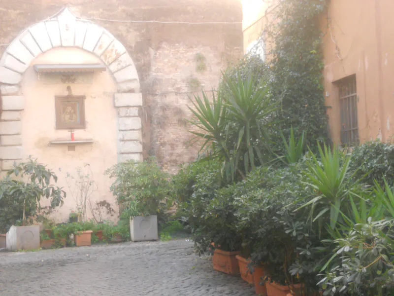 Vicolo dei Panieri, Rome - in Rome