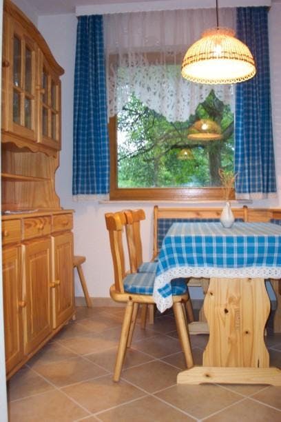 Cameră comună de închiriat pentru 450 EUR pe lună în Schulzendorf, Chemnitzer Straße