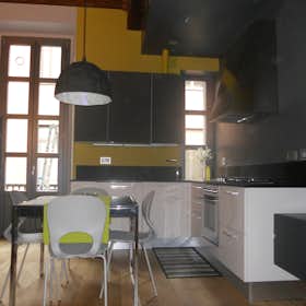 Apartment for rent for €900 per month in Turin, Via dei Quartieri