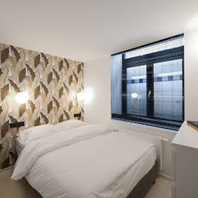 Apartment for rent for €975 per month in Saint-Gilles, Rue des Étudiants