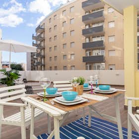 Apartamento para alugar por € 2.000 por mês em Portimão, Rua Engenheiro Francisco Bívar