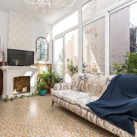 Appartement te huur voor € 1.800 per maand in Terrassa, Carrer de la Font Vella