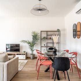 Apartment for rent for €1,335 per month in Ponte de Sôr, Avenida da Liberdade