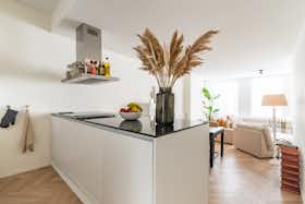 House for rent for €2,349 per month in Rotterdam, Schonebergerweg