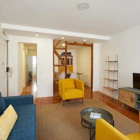 Apartment for rent for €1,000 per month in Lisbon, Travessa do Cabral