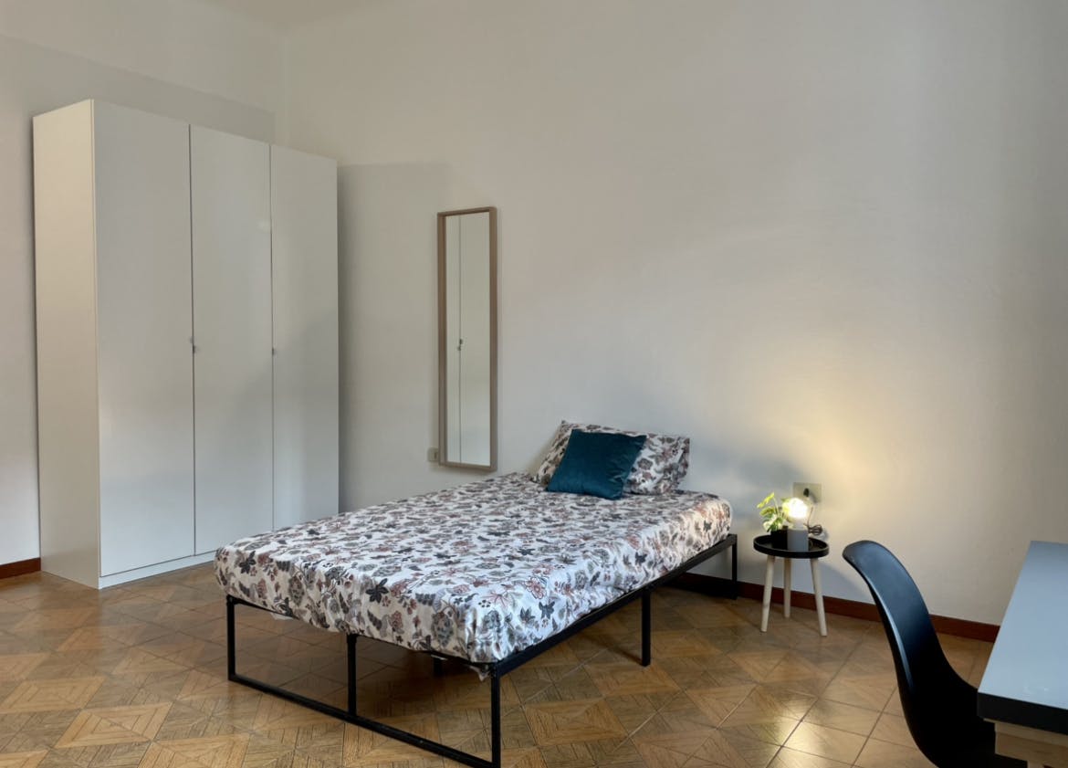 Via Giuseppe Meda, Milan