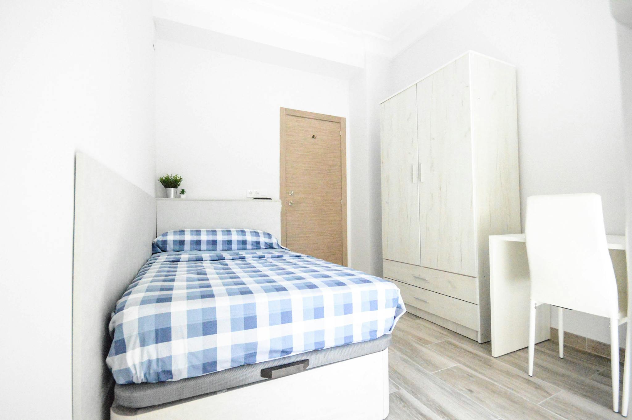 Carrer l'Amistat, Valencia preview