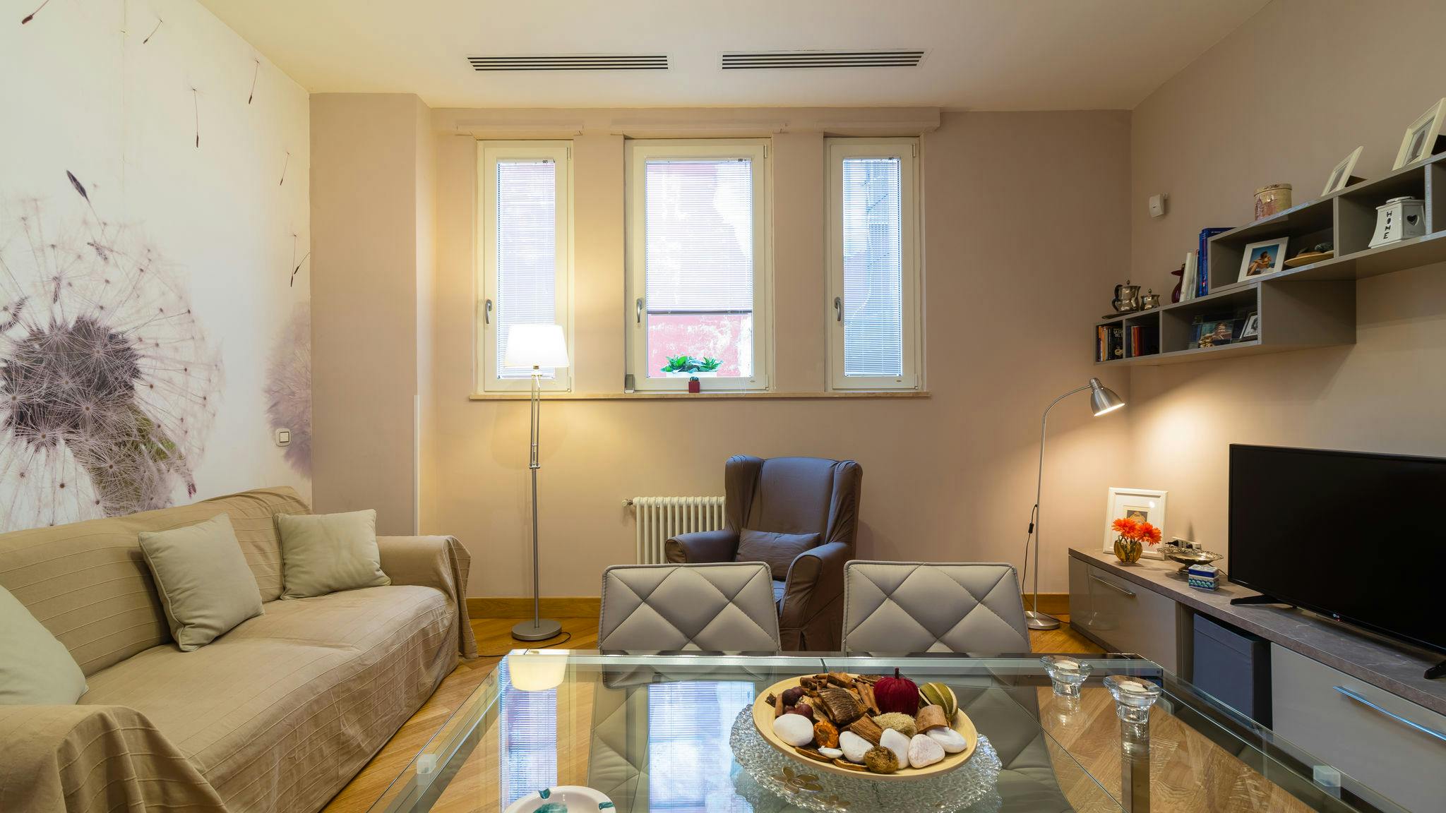 Apartment for rent for €1 per month in Naples, Via Paolo Emilio Imbriani