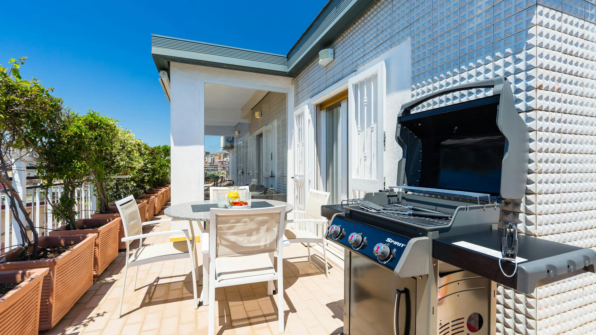 Apartment for rent for €1 per month in Naples, Via Sergio Abate