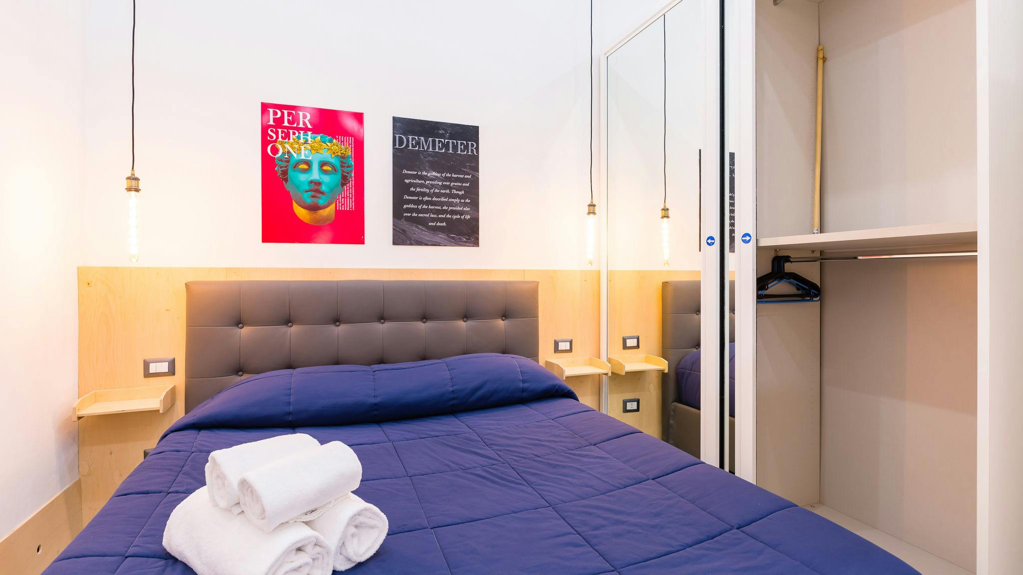 Apartment for rent for €1 per month in Naples, Via San Gregorio Armeno
