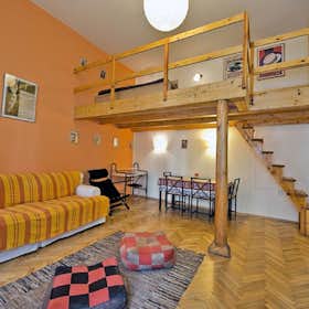 Apartment for rent for HUF 279,863 per month in Budapest, Ó utca