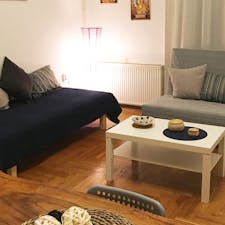 Apartment for rent for HUF 393,257 per month in Budapest, Akácfa utca