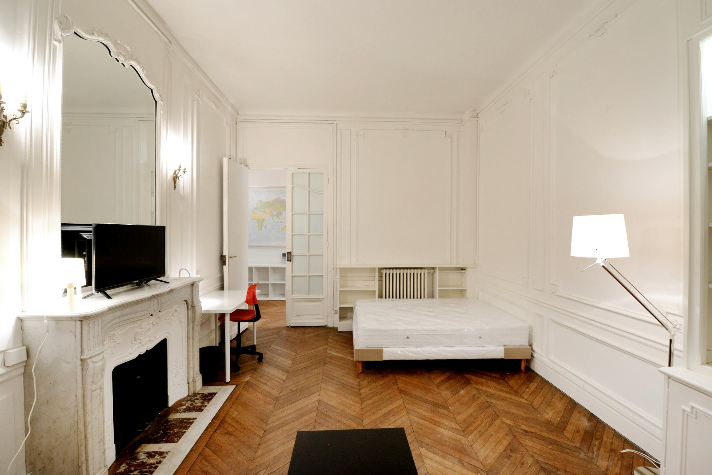 Private room for rent on Rue Cernuschi, Paris - Vue 3