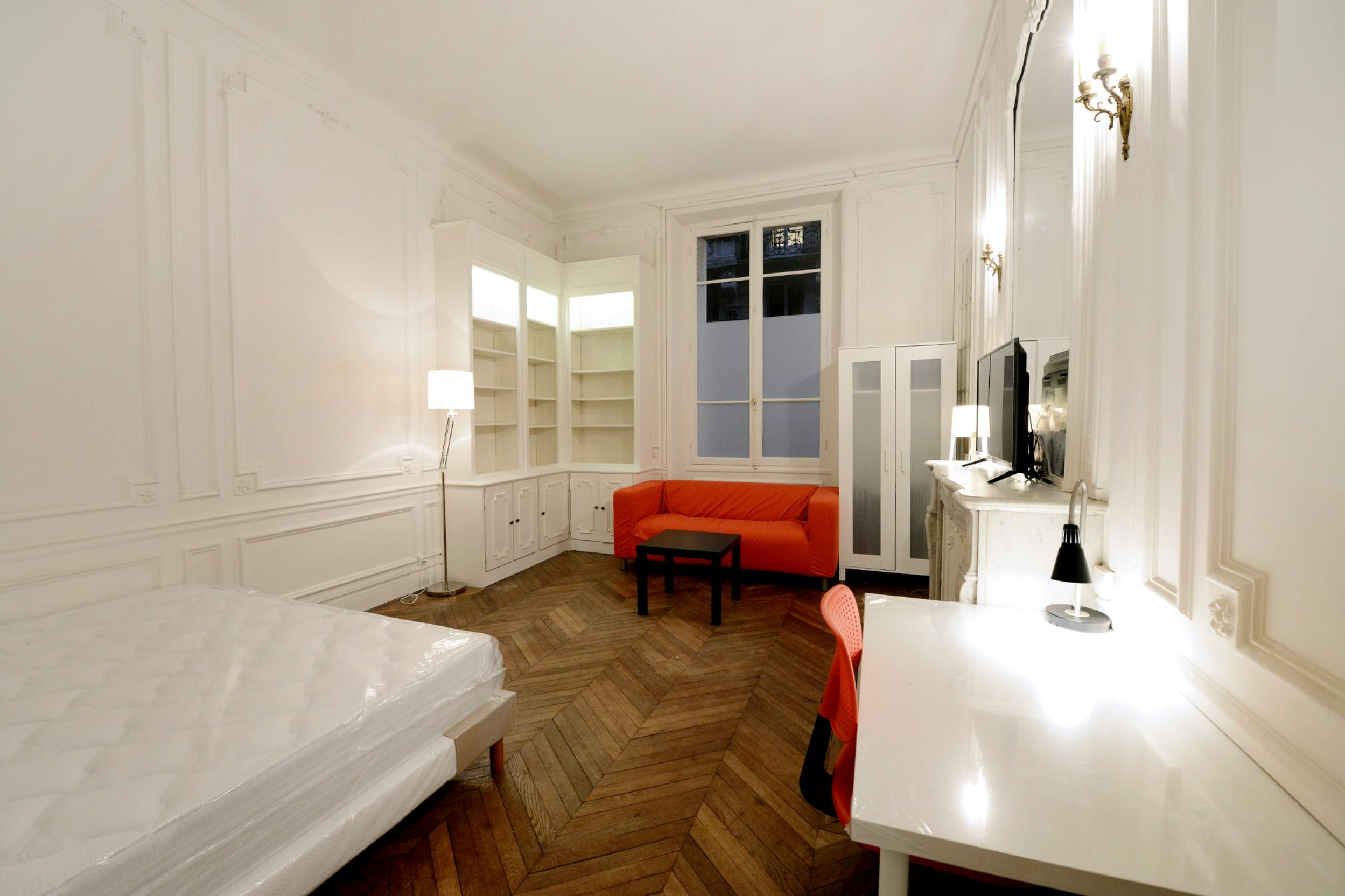 Private room for rent on Rue Cernuschi, Paris - Vue 4