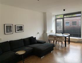 Apartment for rent for €1,800 per month in Rotterdam, Oostplein