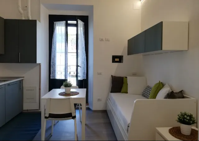 House in Via Nino Oxilia, Milan (1218268) room image 2