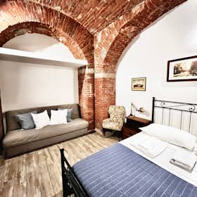 Apartment for rent for €1,000 per month in Turin, Via Carlo Noè