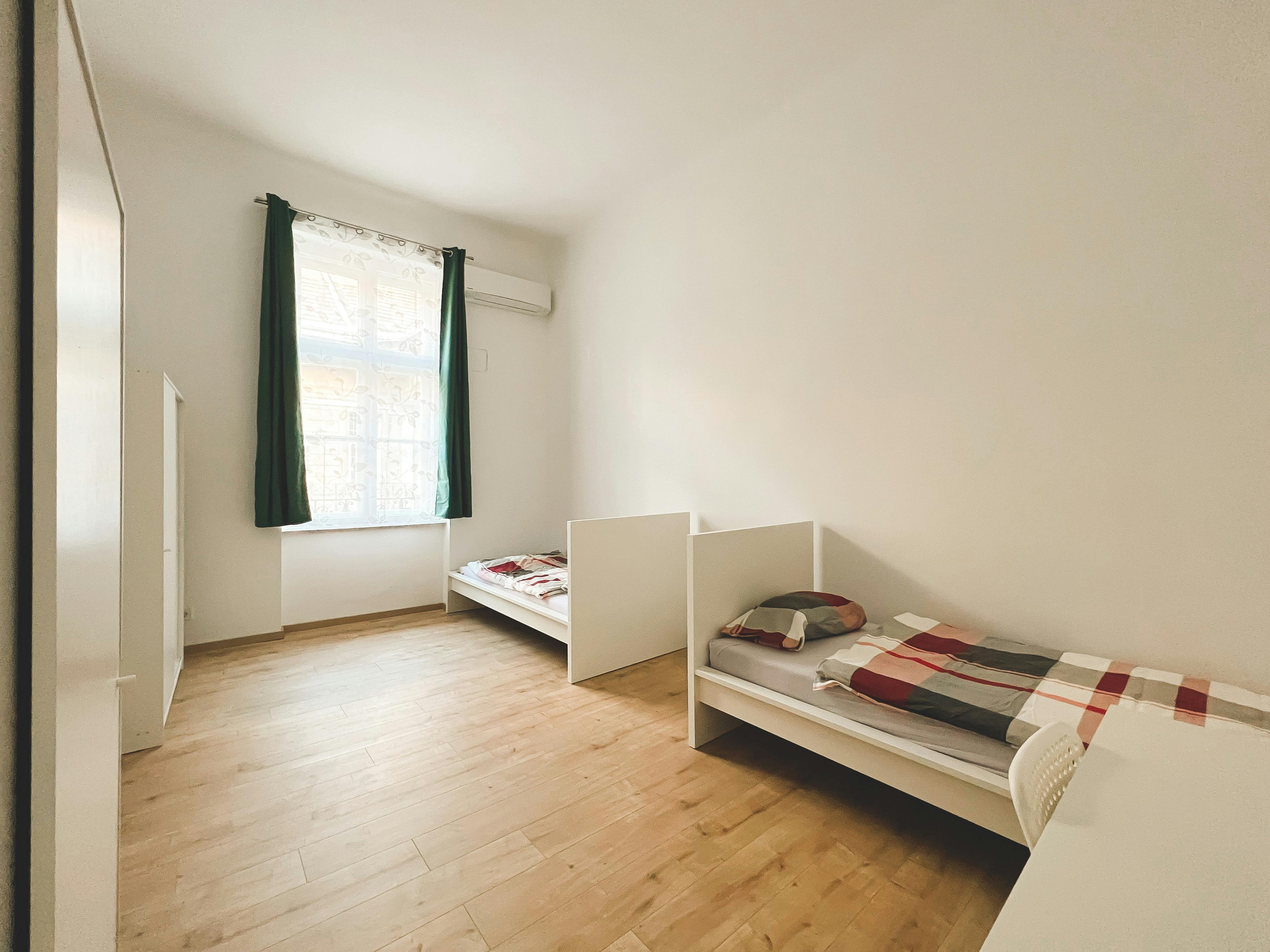 Shared room for rent for HUF 97,182 per month in Budapest, Szent István körút