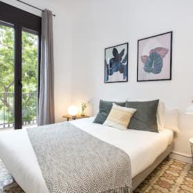 Apartment for rent for €2,230 per month in Barcelona, Passeig de Montjuïc