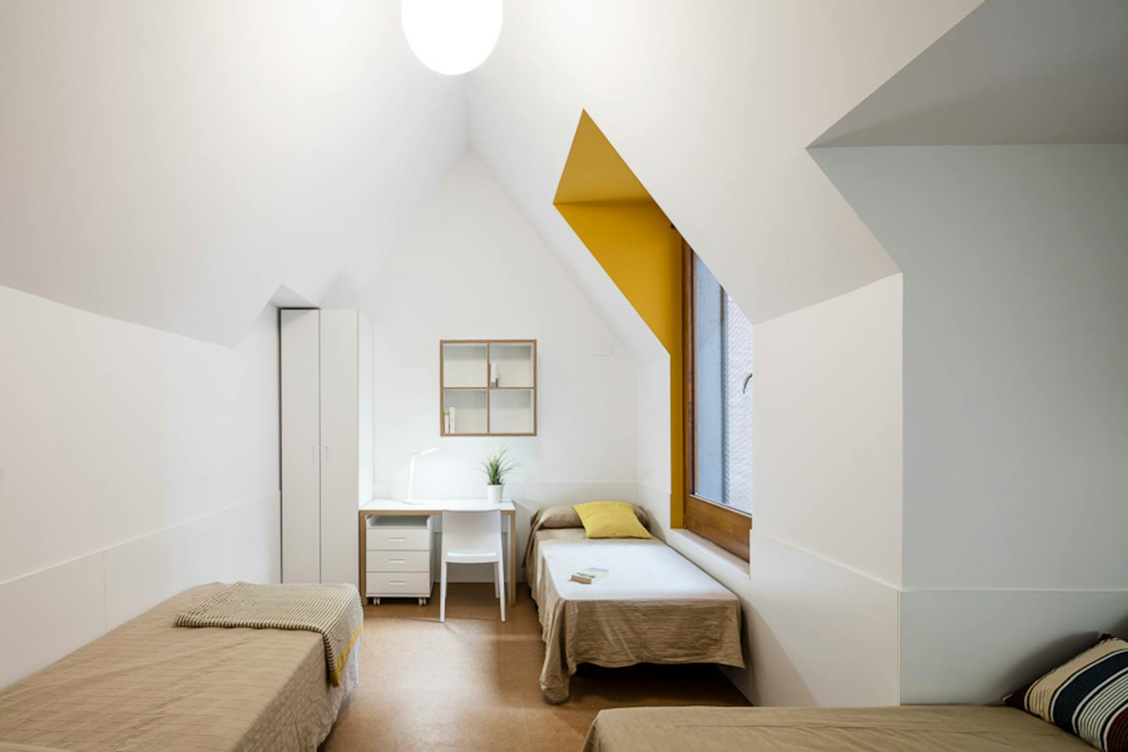 Shared room in Plaça de les Caramelles, Barcelona (1219496) room image 1