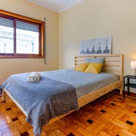 Private room for rent for €690 per month in Porto, Rua de João de Oliveira Ramos