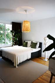 Apartamento para alugar por € 2.150 por mês em Utrecht, Van Bijnkershoeklaan