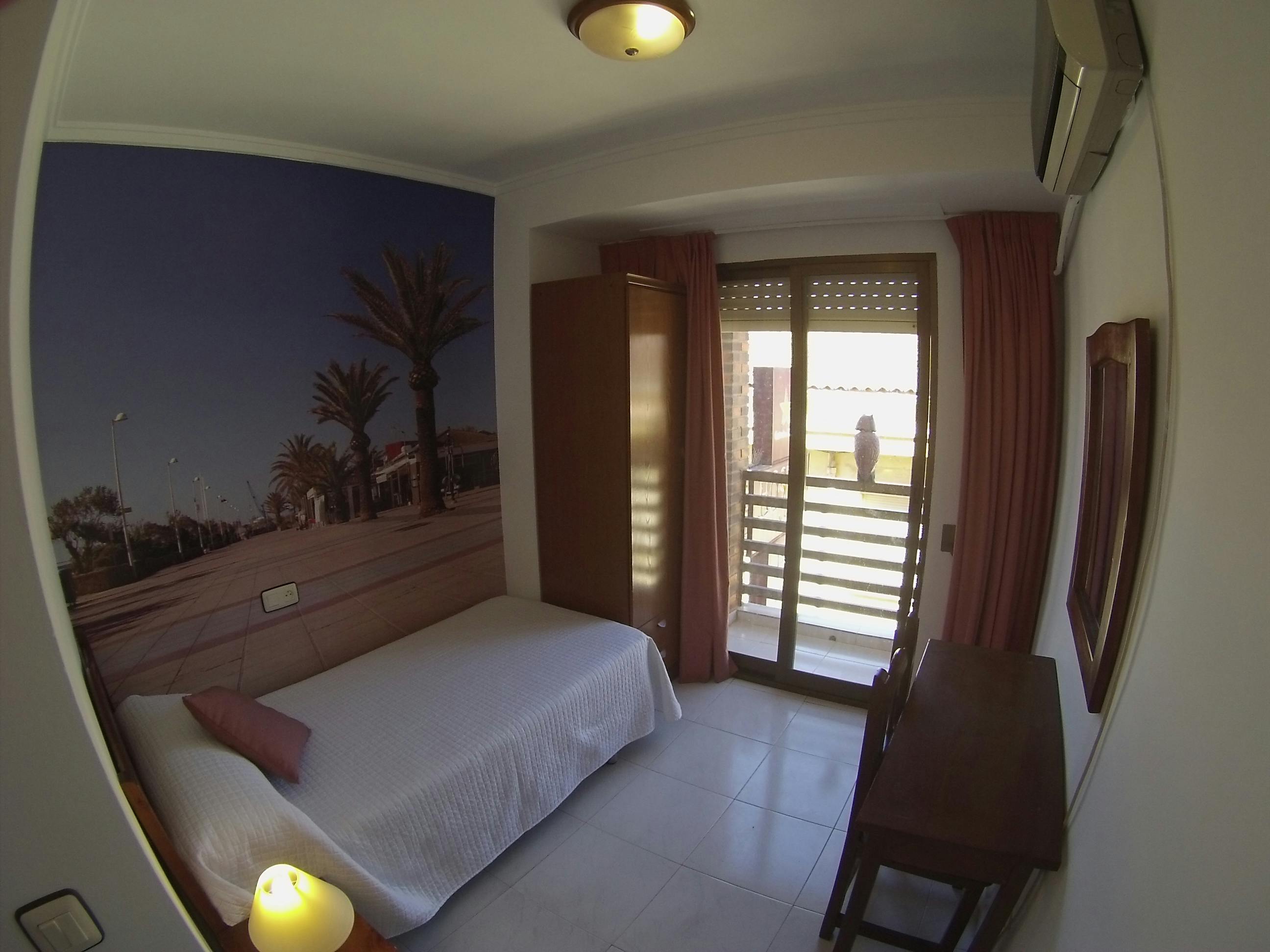 Отдельная комната сдается в аренду за 500 € в месяц в Sagunto, Carrer Trovador