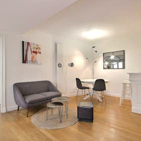 Studio for rent for €1,484 per month in Paris, Boulevard Malesherbes