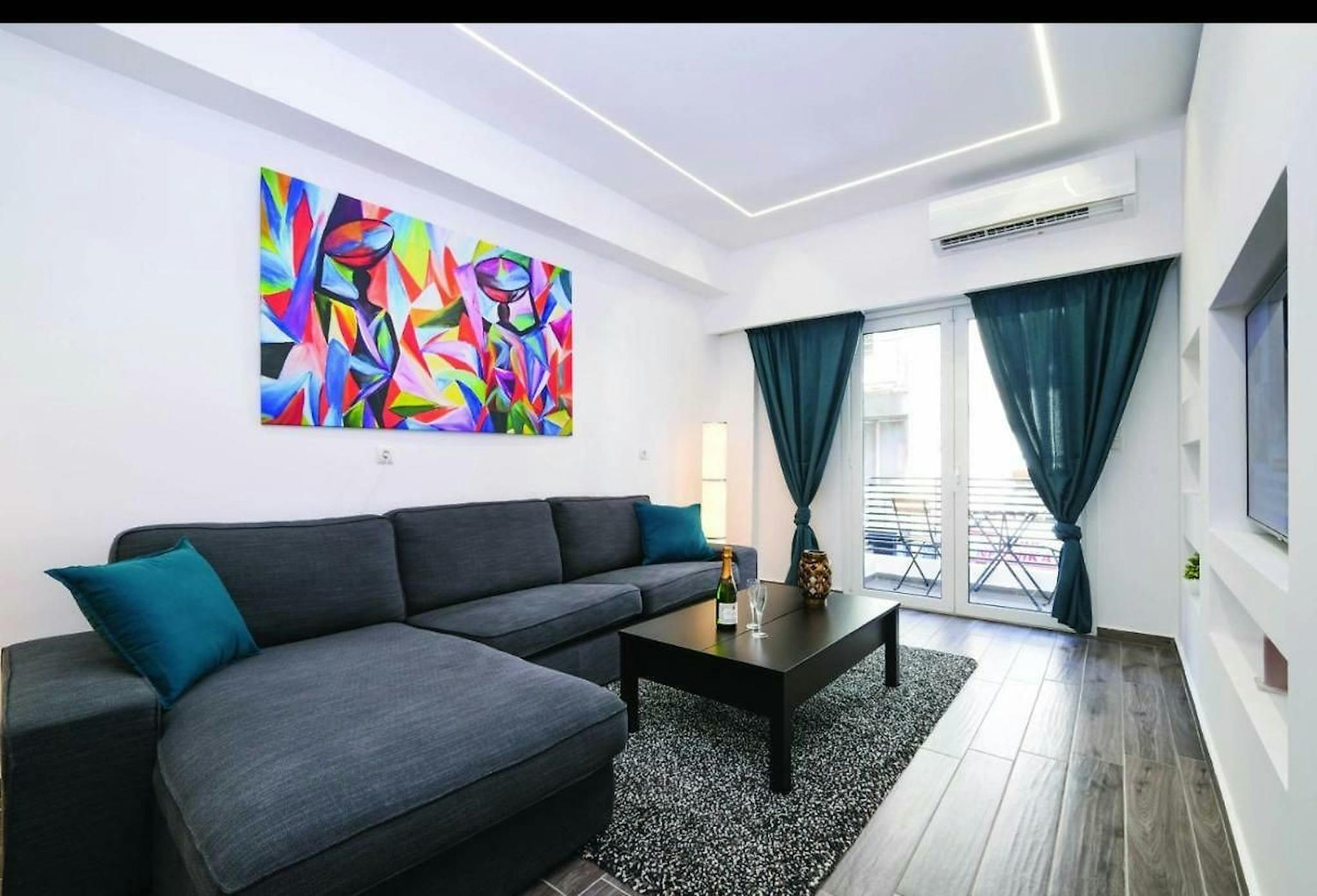 Chremonidou, Athens preview