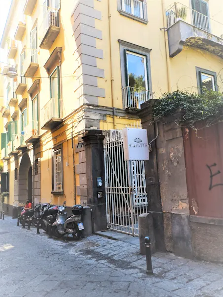 Via Giovanni Bausan, Naples - à Naples