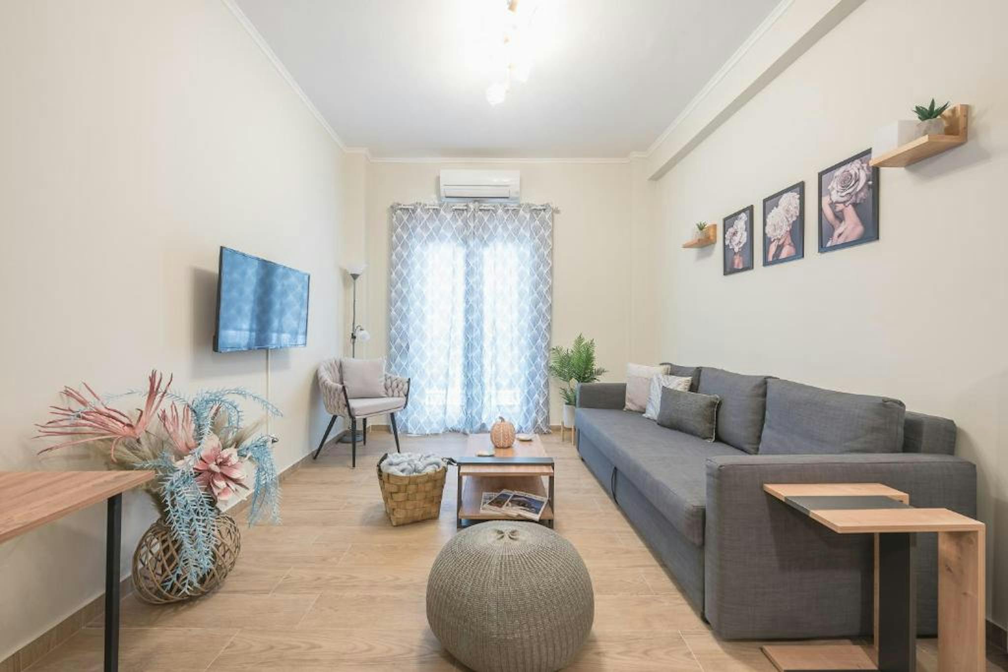 Loudia, Athens preview