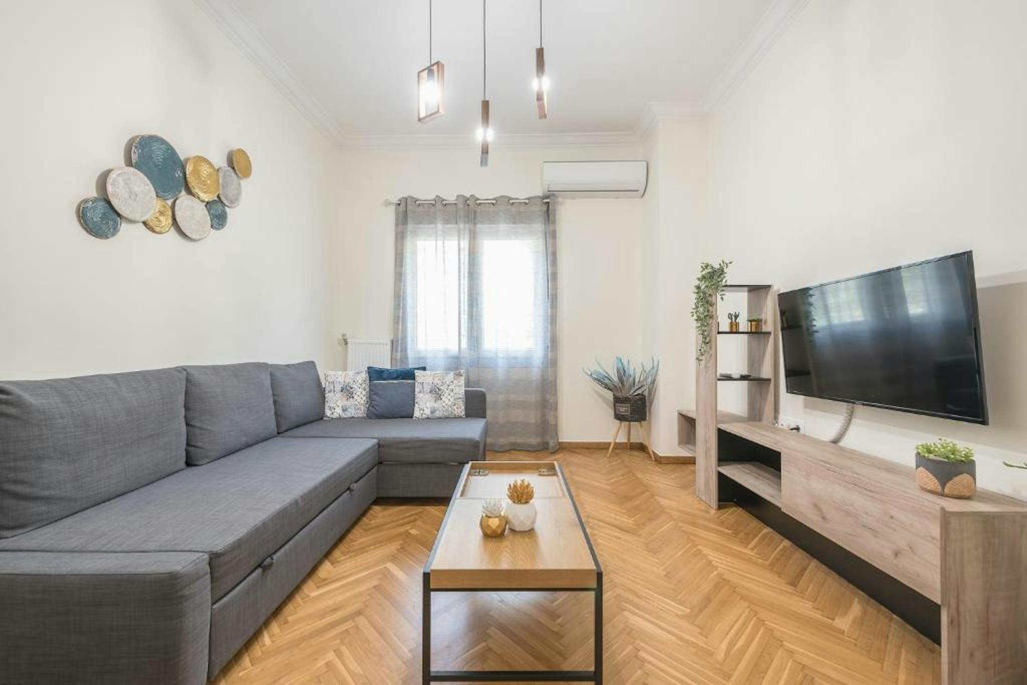 Papadiamantopoulou, Athens preview