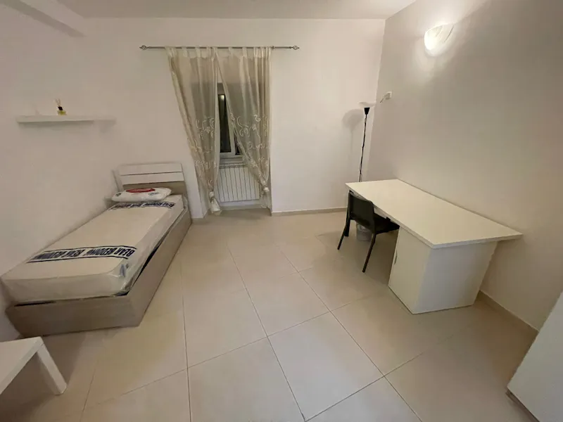 Via Luigi Settembrini, Naples - à Naples