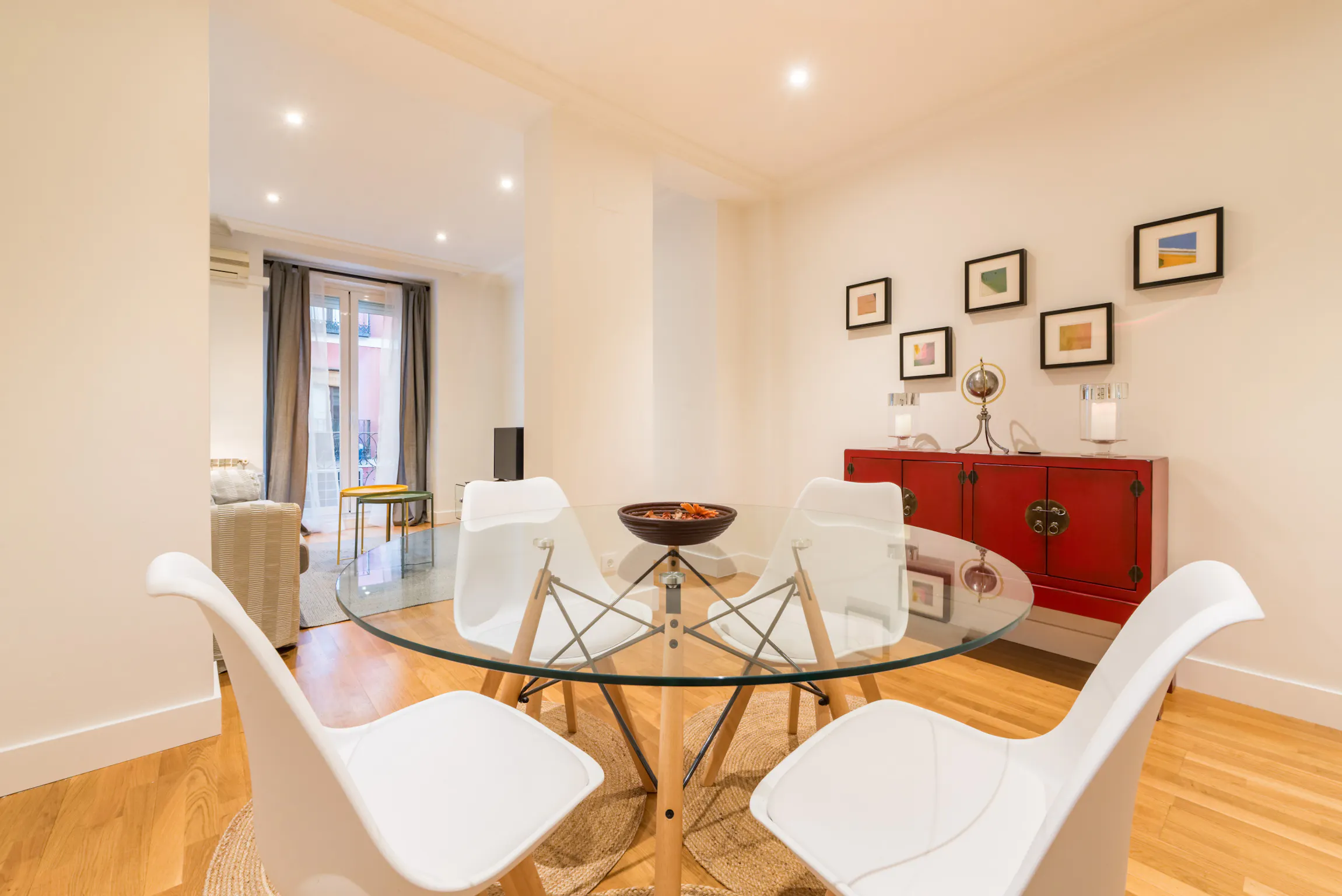 2-Bedroom Apartment in Calle de Manuela Malasaña, Madrid (1222785) ROOM 2
