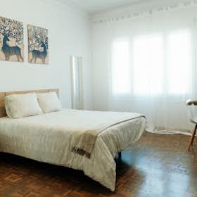 Private room for rent for €850 per month in Barcelona, Carrer de Muntaner