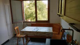 Отдельная комната сдается в аренду за 395 € в месяц в Belfort, Rue de Madagascar