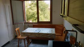 Приватна кімната за оренду для 395 EUR на місяць у Belfort, Rue de Madagascar