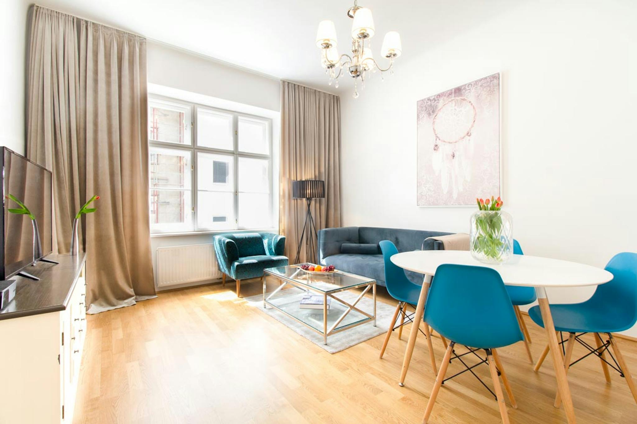 Neustiftgasse, Vienna preview