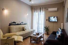 Apartment for rent for €1,350 per month in Athens, Leoforos Konstantinoupoleos