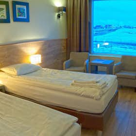 Private room for rent for €1,900 per month in Hafnarfjarðarkaupstaður, Tjarnarvellir