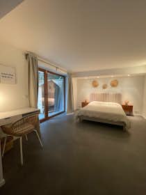 Private room for rent for €700 per month in Auderghem, Avenue des Citrinelles