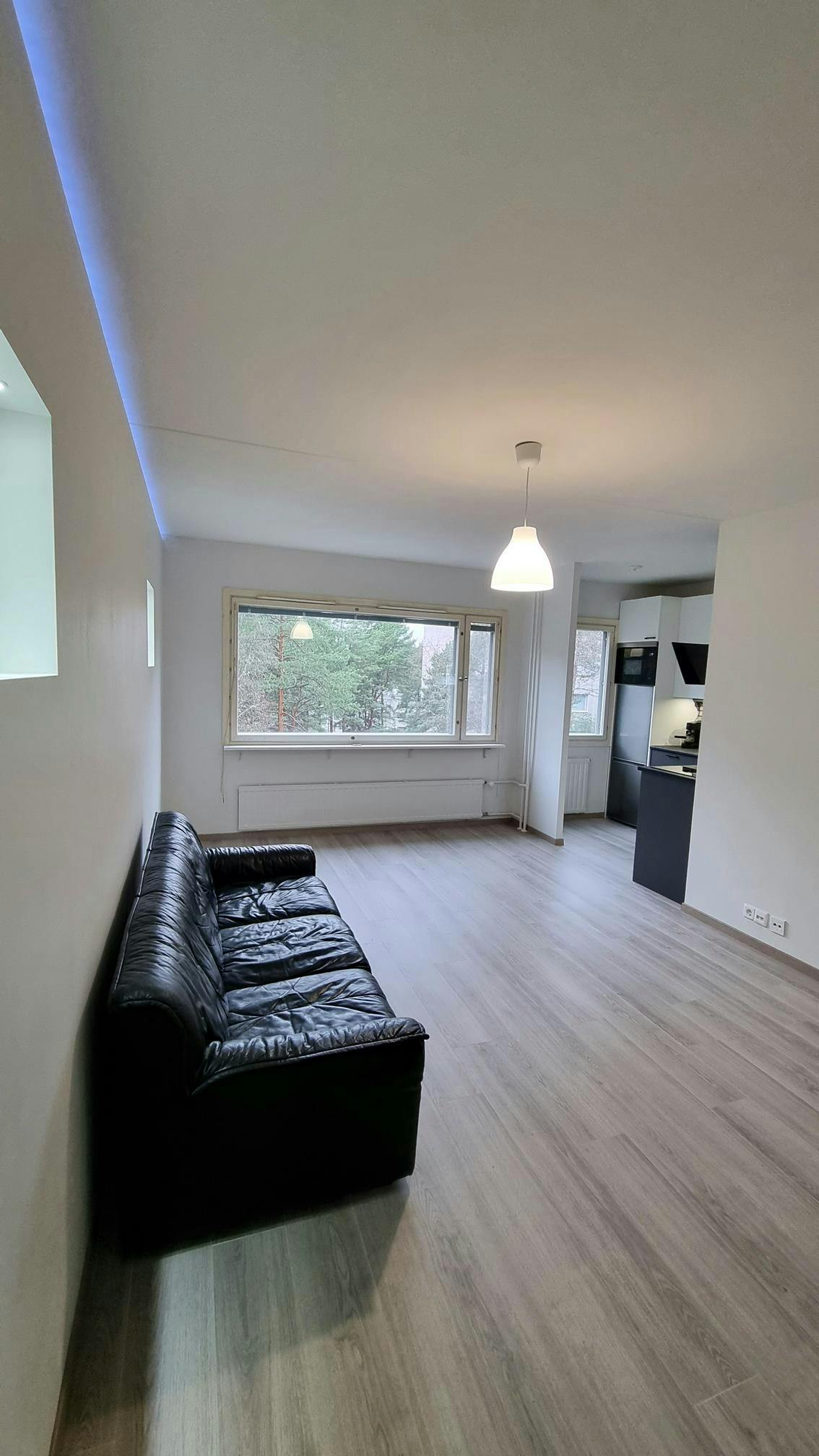Appartement te huur voor € 940 per maand in Helsinki, Kaarikuja
