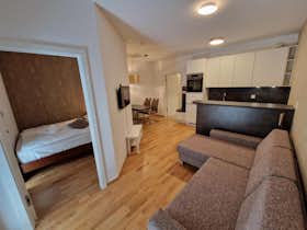 Apartment for rent for €1,200 per month in Ljubljana, Pipanova pot