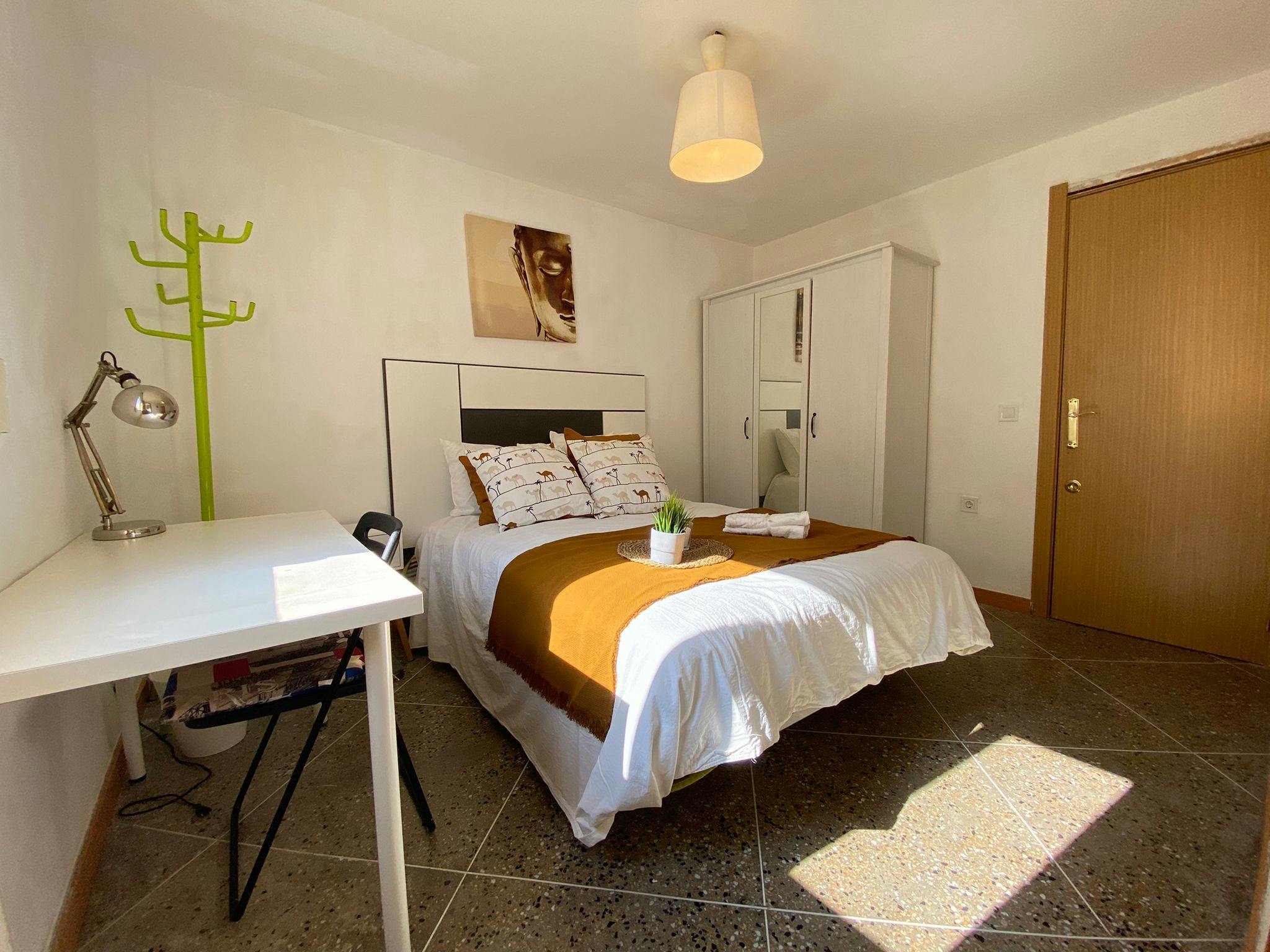 Carrer de Ramiro de Maeztu, Valencia preview