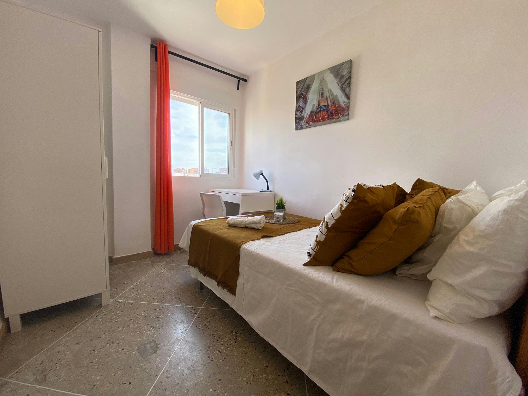 Carrer de Ramiro de Maeztu, Valencia preview