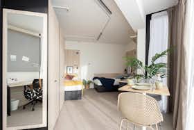 Mehrbettzimmer zu mieten für 638 € pro Monat in Valencia, Calle Palleter